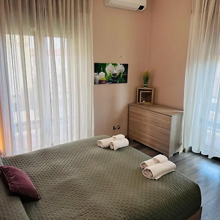 Santa Teresa, Fiera/centro דירה ורונה